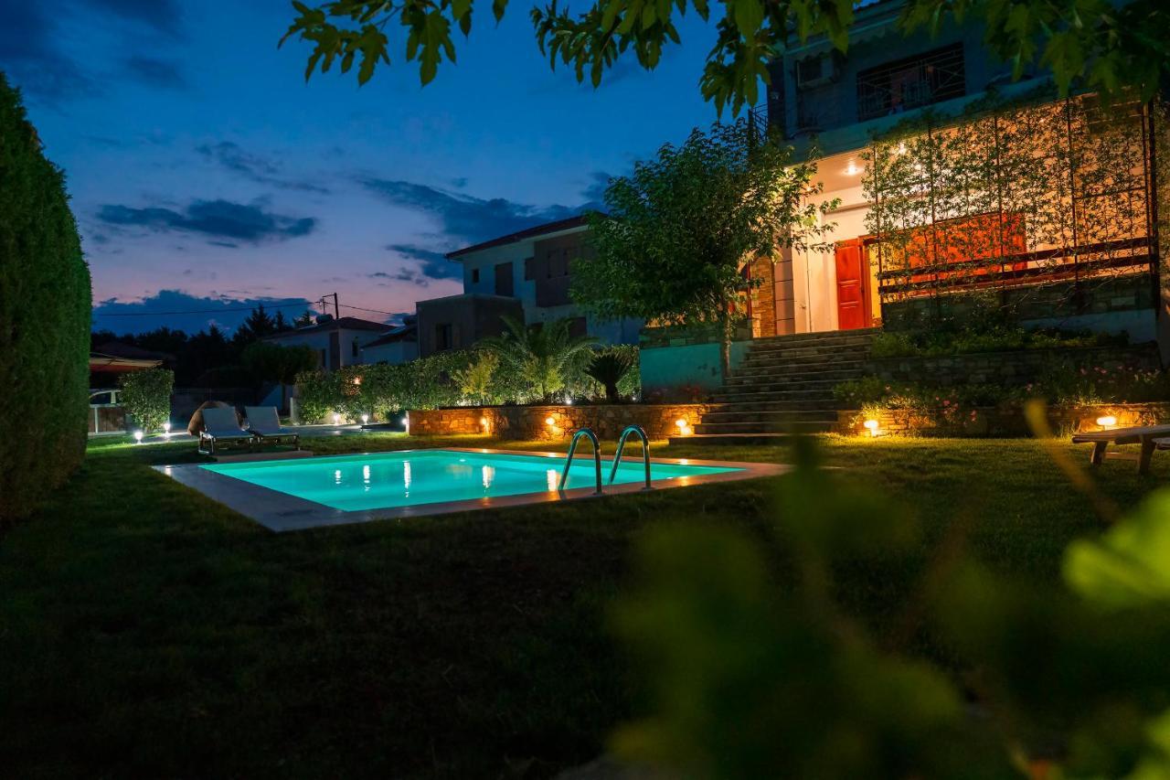 Villa Chariklia'S House With Private Pool Káto Lekhónia Exterior foto